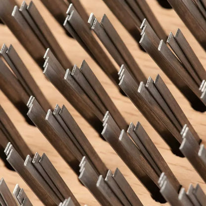 Brosse métallique professionnelle outil maréchalerie entretien